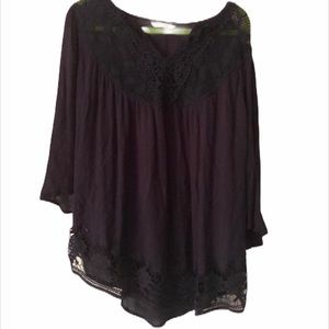 🌸XL Black Tunic Top with embroidery